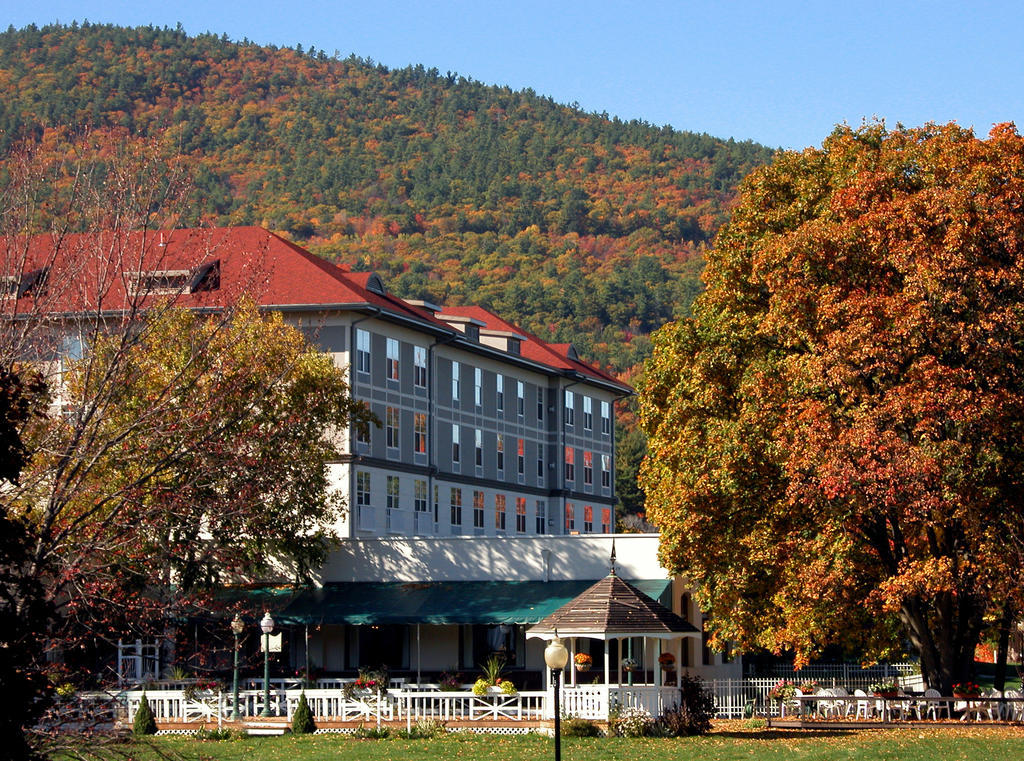 Fort William Henry Hotel 레이크 헤오르헤 외부 사진